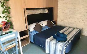 Vinessa Home